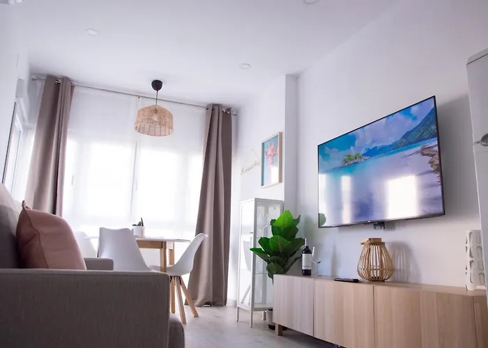 Sol Pride Torremolinos. Plaza De Andalucia Торремолінос